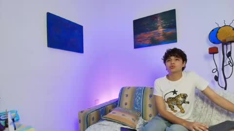 Snapshot of lolosexxlove chatting on July 31, 2:55 am lolosexxlove online show from July 31, 2:55 am