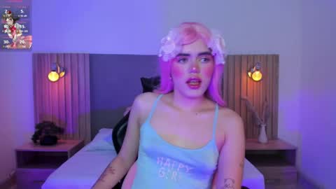 L O L Y online show from May 28, 2:09 am