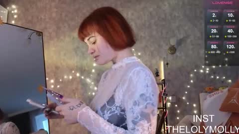 Molli online show from December 18, 11:05 am