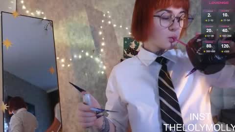 Molli online show from December 19, 10:33 am