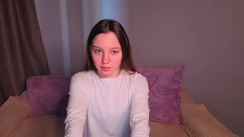 lolytaberry online show from May 8, 1:44 am