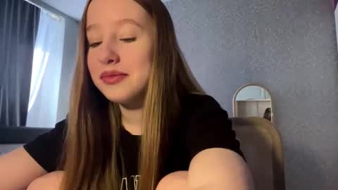 Nicolina online show from February 25, 7:18 am