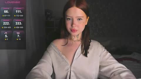 lona online show from November 13, 6:29 pm