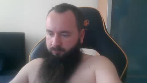 london_man1988 online show from October 25, 11:40 am