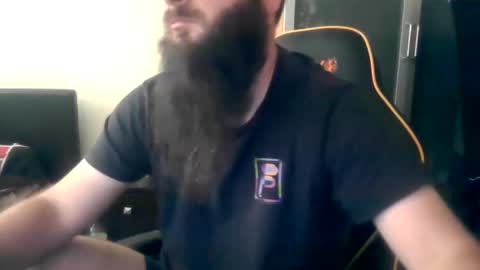 london_man1988 online show from May 22, 11:16 am