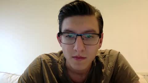 Snapshot of londonboy405 chatting on February 20, 1:08 pm londonboy405 online show from February 20, 1:08 pm
