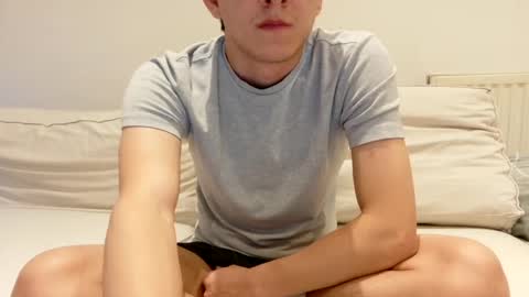 Snapshot of londonboy405 chatting on March 7, 5:49 pm londonboy405 online show from March 7, 5:49 pm