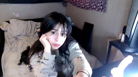 londonray online show from December 14, 3:01 am