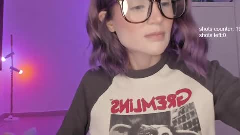 Snapshot of lonelly_lolly98 chatting on June 4, 3:45 am SABRINA online show from June 4, 3:45 am