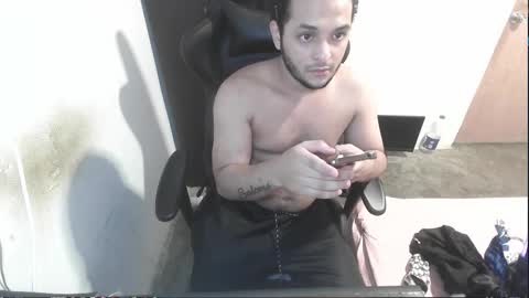 Marvin Santiago online show from November 8, 2:34 am