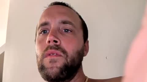 longcock1463574 online show from July 12, 4:14 am