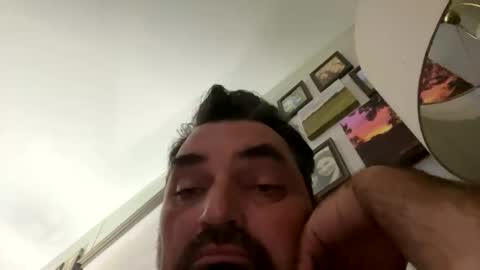 Snapshot of longjohn121100 chatting on January 10, 9:33 am longjohn121100 online show from January 10, 9:33 am