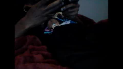 Snapshot of longjohnpurp29 chatting on November 16, 12:44 pm how can i plz u online show from November 16, 12:44 pm