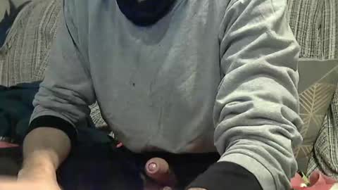 Snapshot of longnight5 chatting on December 10, 6:01 am Alejandro Rulitos Twitter longnight55 Intagram 5longnight5 online show from December 10, 6:01 am