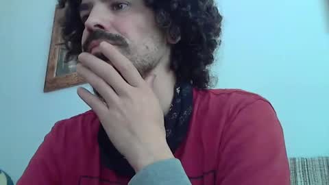 Snapshot of longnight5 chatting on January 12, 11:39 am Alejandro Rulitos Twitter longnight55 Intagram 5longnight5 online show from January 12, 11:39 am