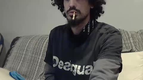 Snapshot of longnight5 chatting on January 16, 5:32 am Alejandro Rulitos Twitter longnight55 Intagram 5longnight5 online show from January 16, 5:32 am