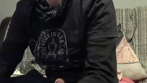 Snapshot of longnight5 chatting on January 27, 10:49 pm Alejandro Rulitos Twitter longnight55 Intagram 5longnight5 online show from January 27, 10:49 pm