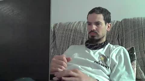 Snapshot of longnight5 chatting on February 1, 10:48 am Alejandro Rulitos Twitter longnight55 Intagram 5longnight5 online show from February 1, 10:48 am