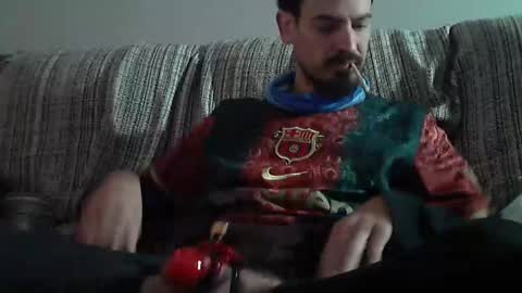 Snapshot of longnight5 chatting on February 8, 5:39 pm Alejandro Rulitos Twitter longnight55 Intagram 5longnight5 online show from February 8, 5:39 pm