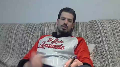 Snapshot of longnight5 chatting on February 20, 6:46 pm Alejandro Rulitos Twitter longnight55 Intagram 5longnight5 online show from February 20, 6:46 pm