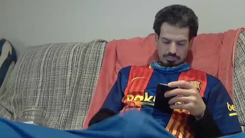 Snapshot of longnight5 chatting on March 7, 9:27 pm Alejandro Rulitos Twitter longnight55 Intagram 5longnight5 online show from March 7, 9:27 pm