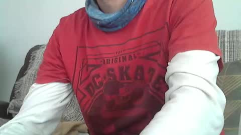 Snapshot of longnight5 chatting on February 7, 1:26 pm Alejandro Rulitos Twitter longnight55 Intagram 5longnight5 online show from February 7, 1:26 pm