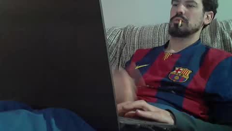 Snapshot of longnight5 chatting on February 9, 3:49 pm Alejandro Rulitos Twitter longnight55 Intagram 5longnight5 online show from February 9, 3:49 pm