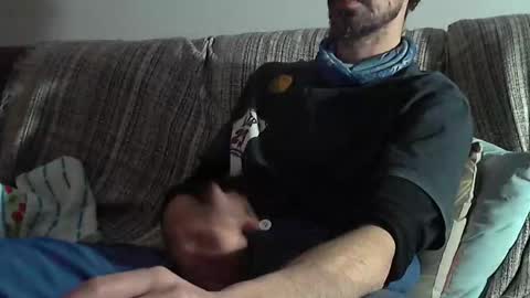 Snapshot of longnight5 chatting on February 13, 5:31 pm Alejandro Rulitos Twitter longnight55 Intagram 5longnight5 online show from February 13, 5:31 pm