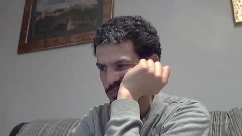 Snapshot of longnight5 chatting on February 16, 12:18 am Alejandro Rulitos Twitter longnight55 Intagram 5longnight5 online show from February 16, 12:18 am