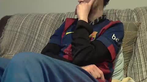 Snapshot of longnight5 chatting on February 28, 7:04 pm Alejandro Rulitos Twitter longnight55 Intagram 5longnight5 online show from February 28, 7:04 pm