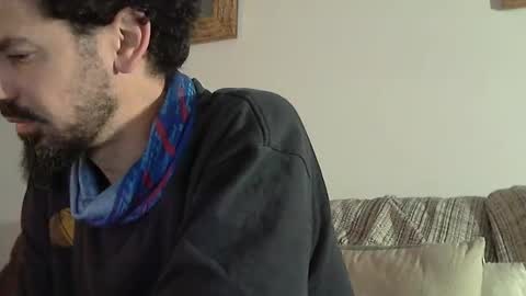 Snapshot of longnight5 chatting on March 14, 11:48 am Alejandro Rulitos Twitter longnight55 Intagram 5longnight5 online show from March 14, 11:48 am