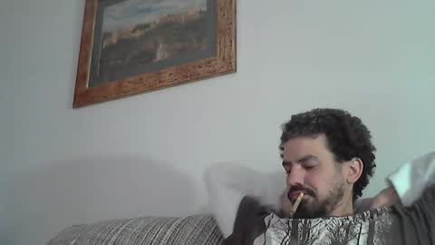 Snapshot of longnight5 chatting on March 17, 3:15 pm Alejandro Rulitos Twitter longnight55 Intagram 5longnight5 online show from March 17, 3:15 pm