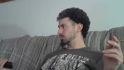 Snapshot of longnight5 chatting on March 24, 3:39 pm Alejandro Rulitos Twitter longnight55 Intagram 5longnight5 online show from March 24, 3:39 pm