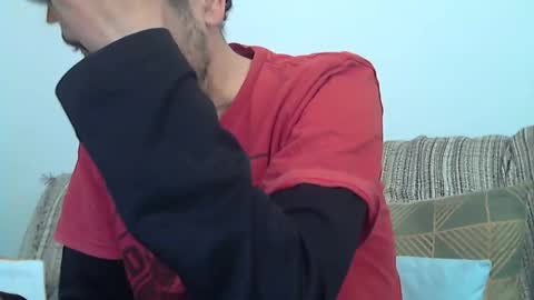 Snapshot of longnight5 chatting on March 29, 9:09 am Alejandro Rulitos Twitter longnight55 Intagram 5longnight5 online show from March 29, 9:09 am