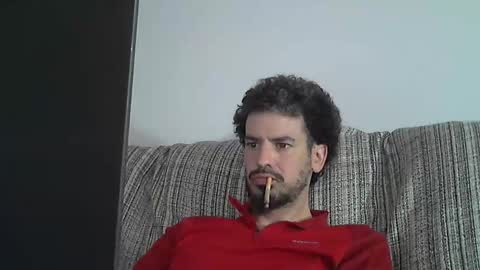 Snapshot of longnight5 chatting on April 8, 2:50 pm Alejandro Rulitos Twitter longnight55 Intagram 5longnight5 online show from April 8, 2:50 pm