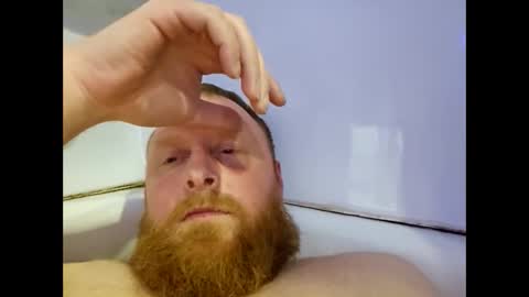 Snapshot of longshlong54321 chatting on December 19, 11:35 pm Come in to talk stay for the cock lol online show from December 19, 11:35 pm