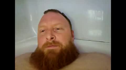 Snapshot of longshlong54321 chatting on May 6, 9:20 pm Come in to talk stay for the cock lol online show from May 6, 9:20 pm