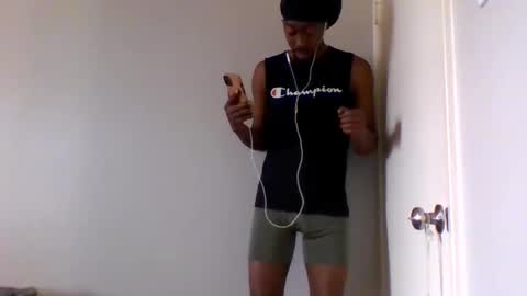 Snapshot of longway501 chatting on February 21, 2:51 pm Longway501 online show from February 21, 2:51 pm