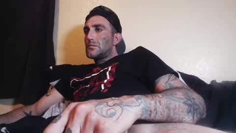 Snapshot of lonmylevel9669 chatting on December 11, 7:46 pm lonmylevel9669 online show from December 11, 7:46 pm