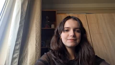 Kelly u can call Kelik online show from December 23, 8:34 am