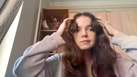 Kelly u can call Kelik online show from February 14, 7:38 am