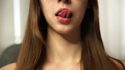 Hanna online show from April 6, 7:09 am