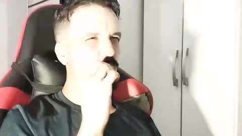 Lucas online show from February 25, 3:27 pm