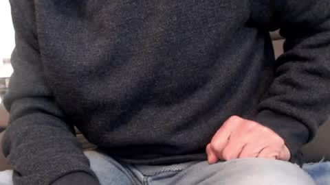 looking469 online show from April 10, 4:33 pm