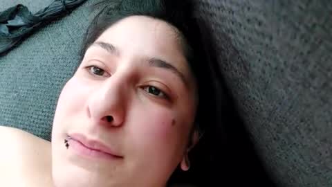 loolaunshaved online show from February 22, 1:53 pm