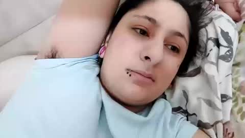 loolaunshaved online show from March 13, 11:17 am