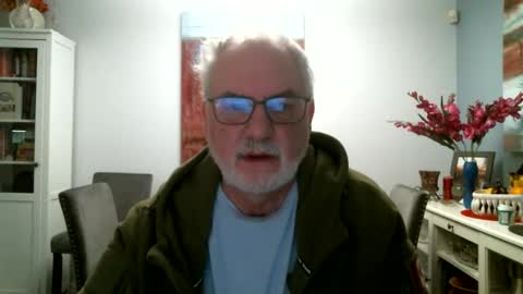 Snapshot of loop102 chatting on December 6, 7:01 pm loop102 online show from December 6, 7:01 pm