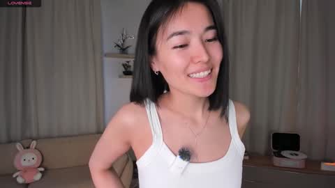 Lora control 2 min for every new Fan Club subscriber online show from February 6, 8:18 am