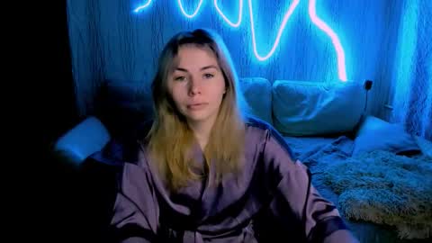 Lora online show from December 19, 3:24 am