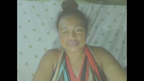 Snapshot of lorahvane chatting on February 28, 12:11 am LorahVane online show from February 28, 12:11 am